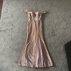 Elegant Off-Shoulder Dress